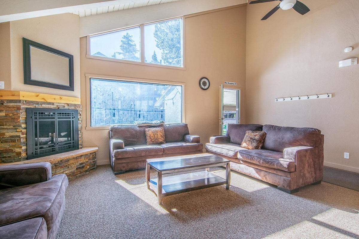 Fully Renovated! St Anton #17 Ski In Ski Out 1 Bedroom 1 Bathroom Condo! Sleeps Up To 4! Mammoth Lakes Bagian luar foto