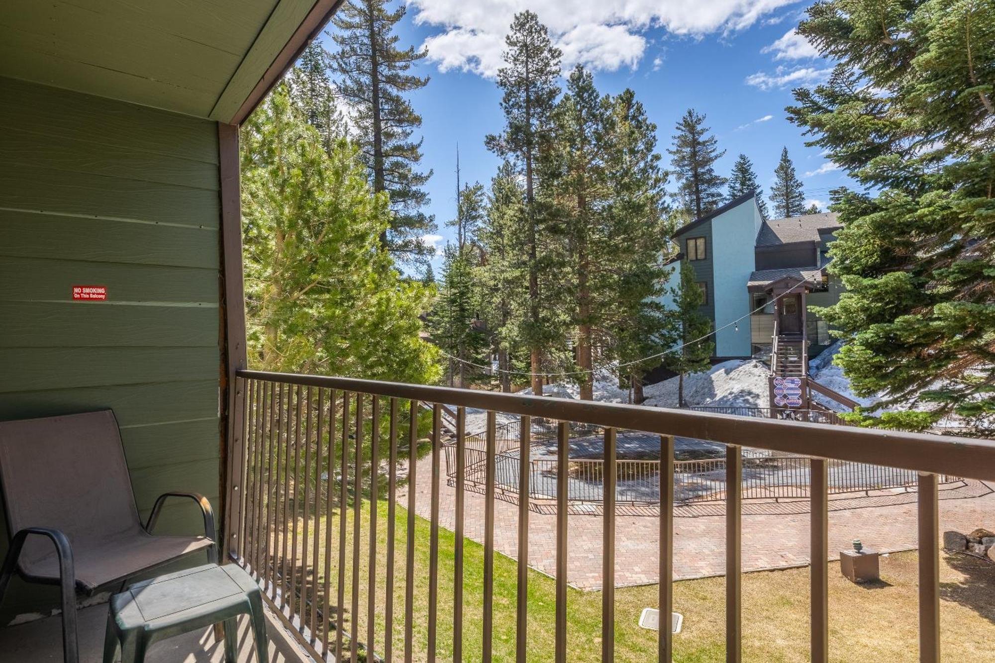 Fully Renovated! St Anton #17 Ski In Ski Out 1 Bedroom 1 Bathroom Condo! Sleeps Up To 4! Mammoth Lakes Bagian luar foto